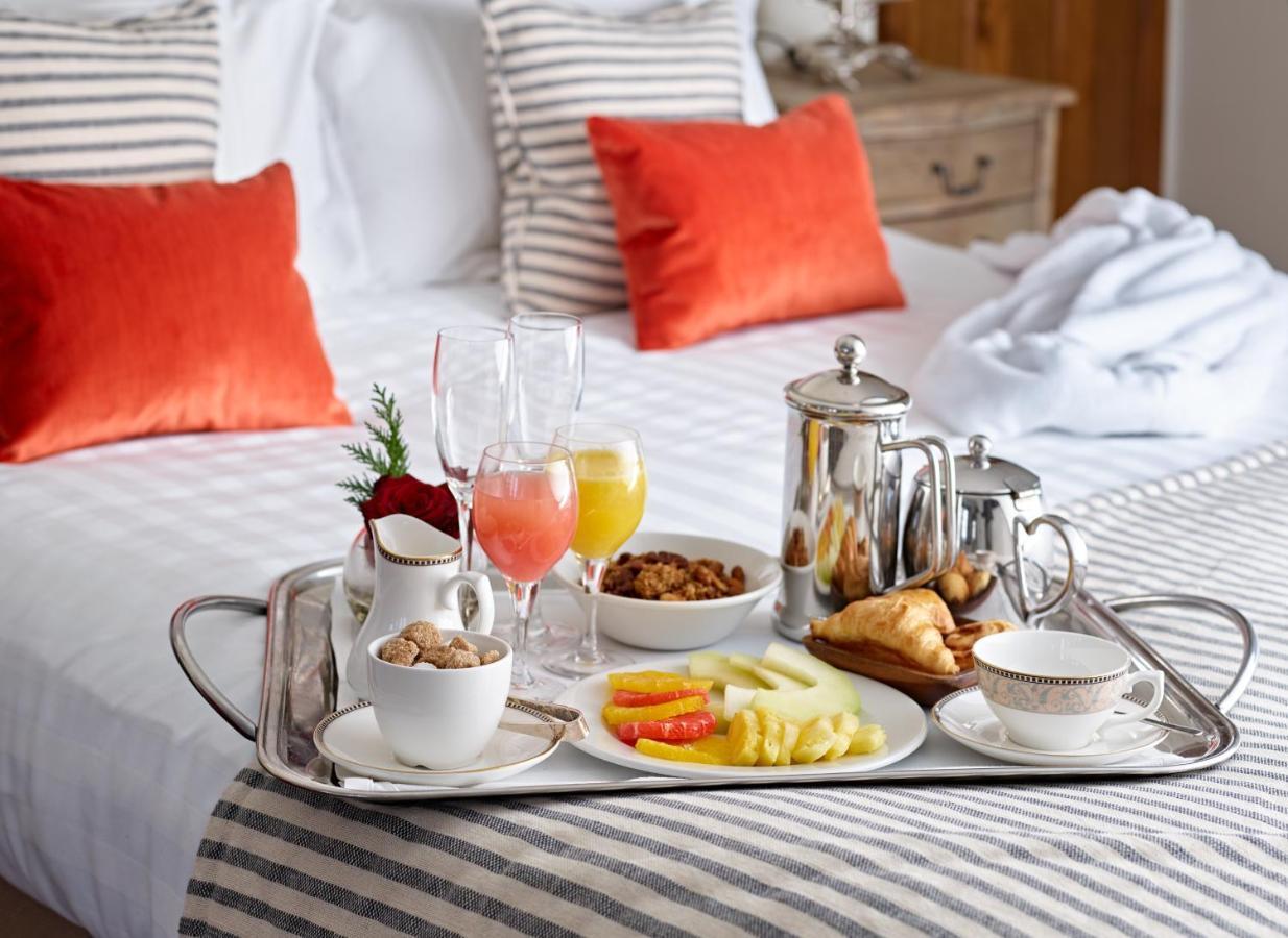 The Montagu Arms Hotel บิวลี ภายนอก รูปภาพ